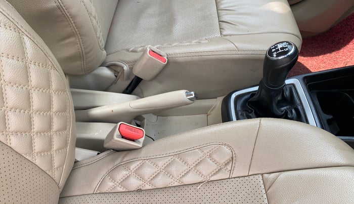 2023 Maruti Dzire VXI, Petrol, Manual, 78,926 km, Gear Lever