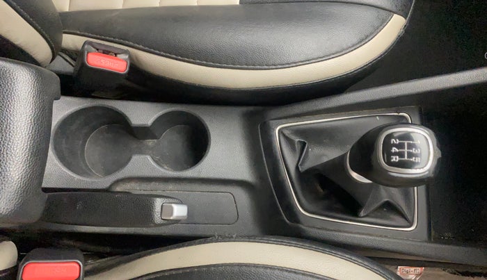 2019 Hyundai Elite i20 ASTA 1.2 (O), Petrol, Manual, 48,469 km, Gear Lever