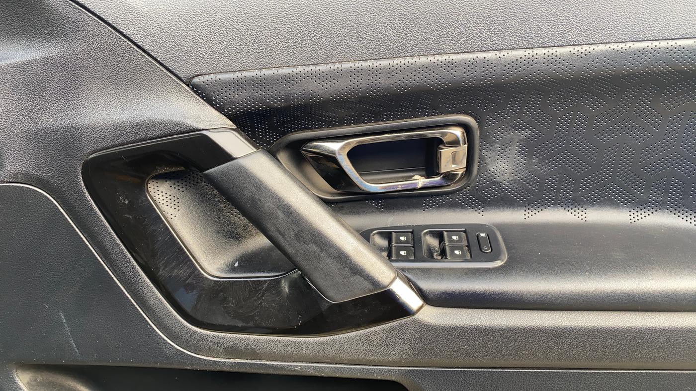 2022 Tata Harrier XZ PLUS 2.0L DARK EDITION, Diesel, Manual, 77,441 km, Driver Side Door Panels Control