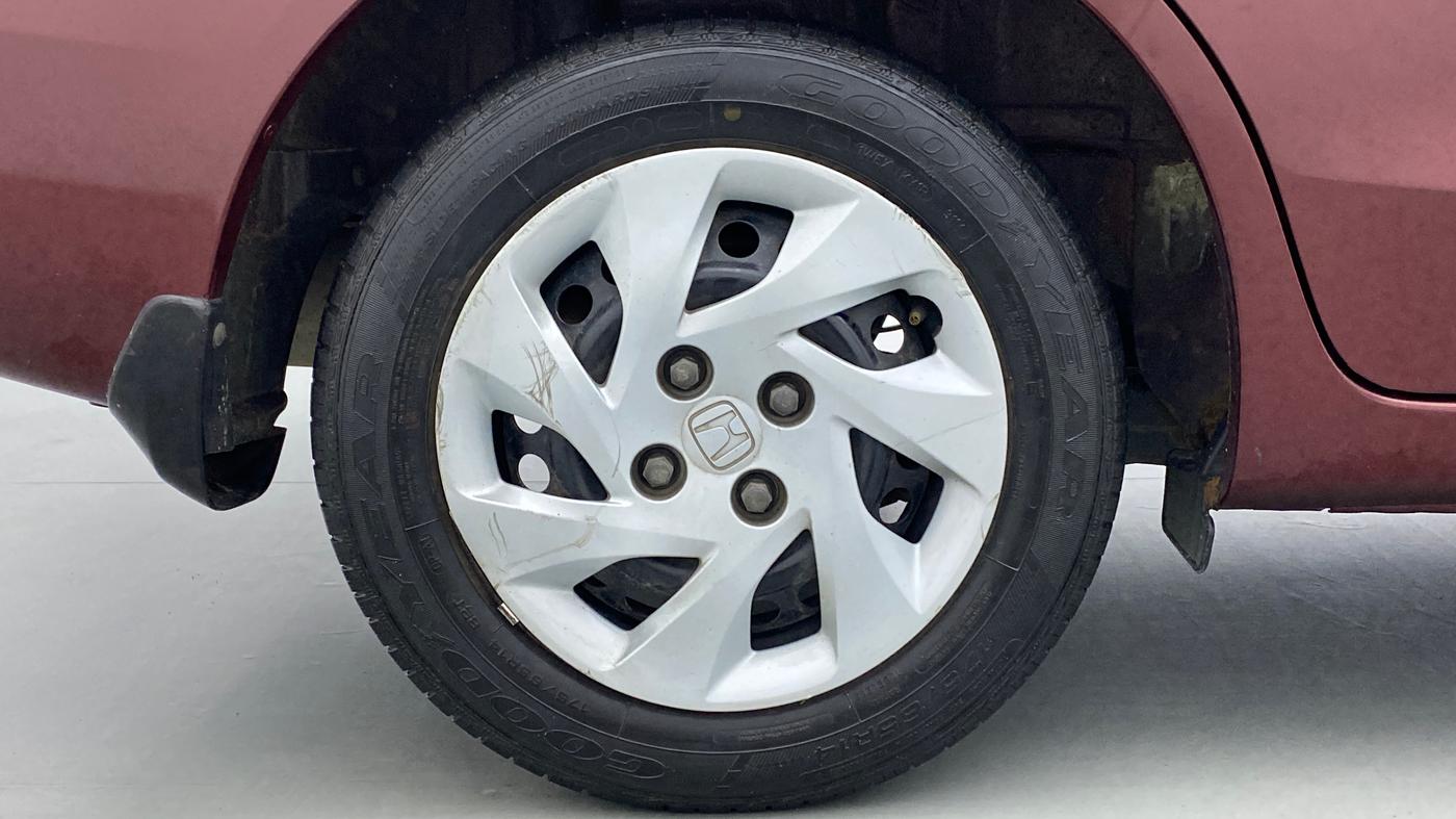 2014 Honda Amaze 1.5 SMT I DTEC, Diesel, Manual, 23,469 km, Right Rear Wheel