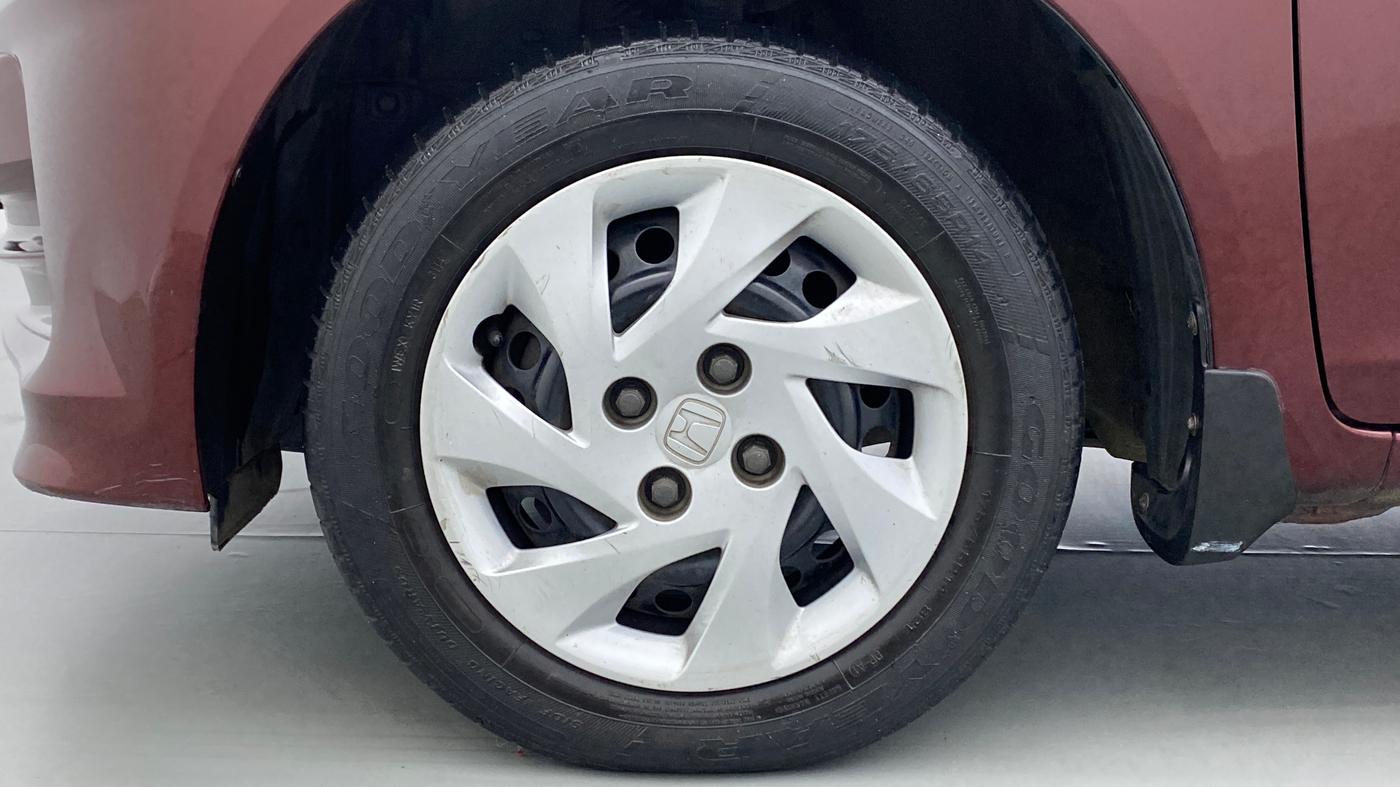 2014 Honda Amaze 1.5 SMT I DTEC, Diesel, Manual, 23,469 km, Left Front Wheel