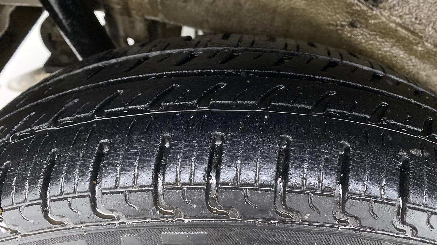 2018 Maruti Wagon R 1.0 VXI AMT, Petrol, Automatic, 51,501 km, Right Rear Tyre Tread