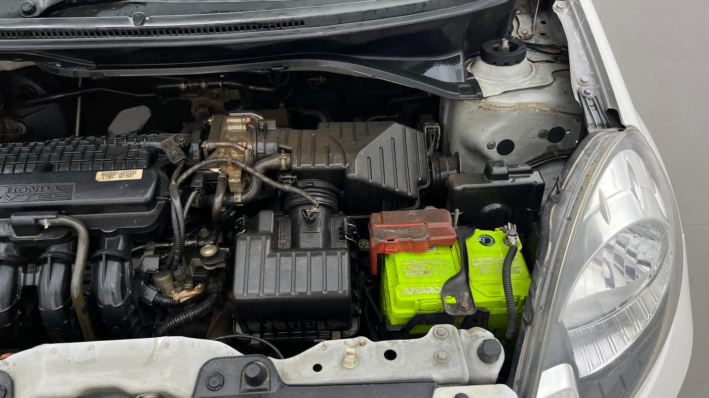 2014 Honda Amaze 1.2L I-VTEC S AT, Petrol, Automatic, 46,000 km, Engine View - Left