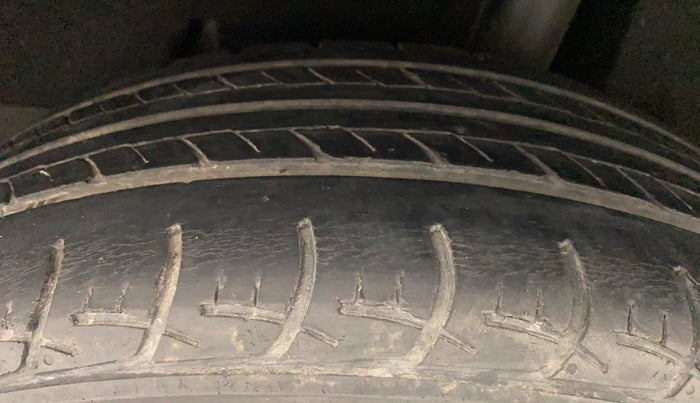 2017 Maruti Baleno DELTA CVT PETROL 1.2, Petrol, Automatic, 35,719 km, Left Rear Tyre Tread