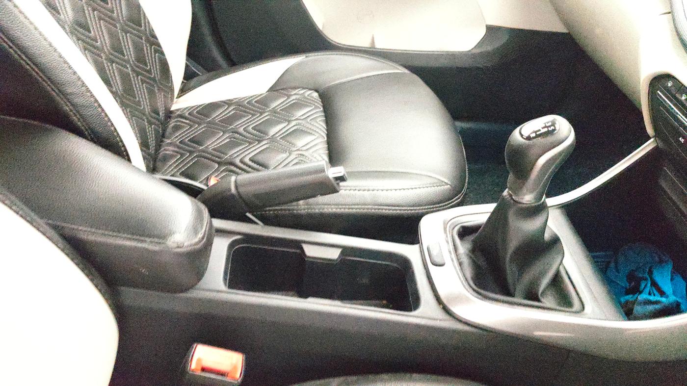 2021 Tata ALTROZ XZ PETROL, Petrol, Manual, 60,930 km, Gear Lever
