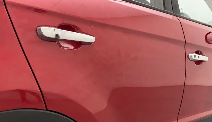 2016 Hyundai Creta SX PLUS AT 1.6 PETROL, Petrol, Automatic, 97,183 km, Right rear door - Paint minor damage