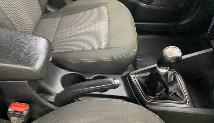 2018 Hyundai i20 Active 1.2 SX, Petrol, Manual, 1,12,635 km, Gear Lever