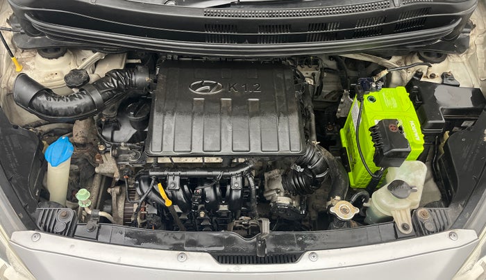 2017 Hyundai Xcent SX 1.2, Petrol, Manual, 38,127 km, Engine View