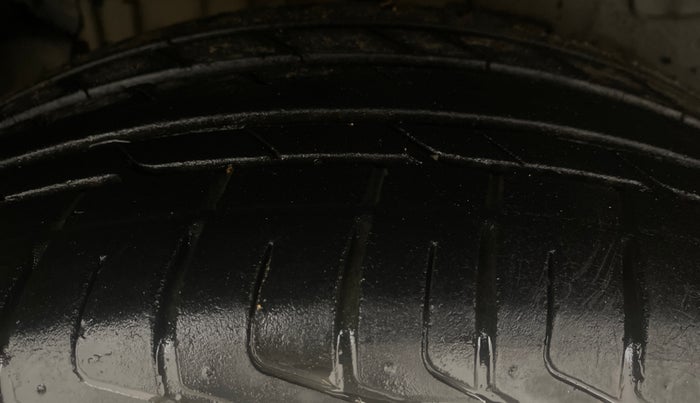 2021 Tata NEXON XZA PLUS SUNROOF PETROL, Petrol, Automatic, 54,732 km, Right Rear Tyre Tread