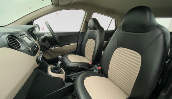 2016 Hyundai Grand i10 ASTA 1.2 KAPPA VTVT, Petrol, Manual, 61,072 km, Right Side Front Door Cabin