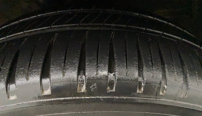 2013 Honda Amaze 1.2L I-VTEC S, Petrol, Manual, 36,850 km, Left Front Tyre Tread