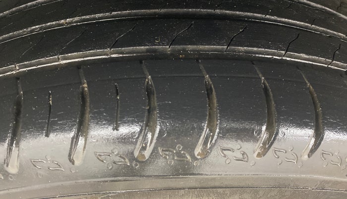 2023 Skoda KUSHAQ MONTE CARLO 1.0L TSI AT, Petrol, Automatic, 43,486 km, Right Rear Tyre Tread