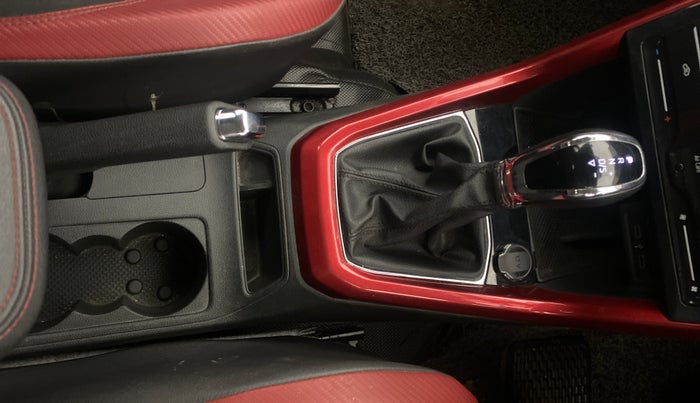 2023 Skoda KUSHAQ MONTE CARLO 1.0L TSI AT, Petrol, Automatic, 43,486 km, Gear Lever