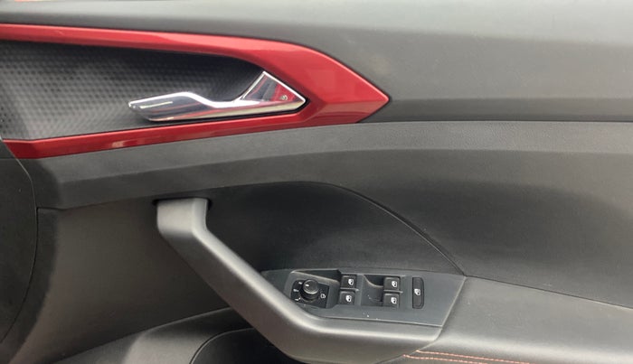 2023 Skoda KUSHAQ MONTE CARLO 1.0L TSI AT, Petrol, Automatic, 43,486 km, Driver Side Door Panels Control