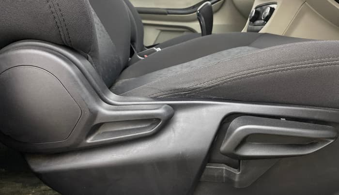 2022 Tata TIGOR XZA PLUS PETROL, Petrol, Automatic, 58,683 km, Driver Side Adjustment Panel