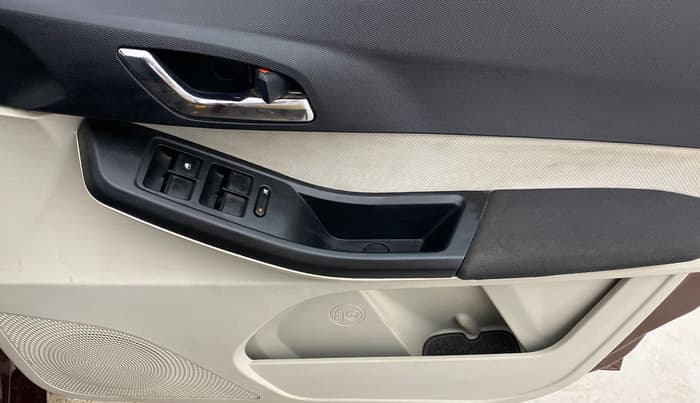 2022 Tata TIGOR XZA PLUS PETROL, Petrol, Automatic, 58,683 km, Driver Side Door Panels Control