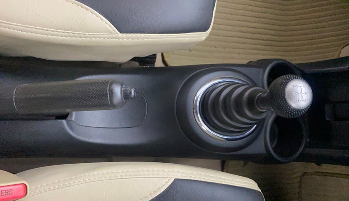 2014 Honda Amaze 1.2L I-VTEC VX, Petrol, Manual, 32,218 km, Gear Lever