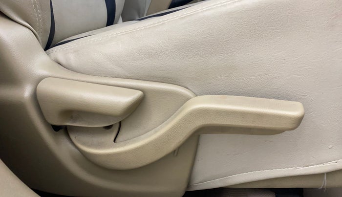 2014 Honda Amaze 1.2L I-VTEC VX, Petrol, Manual, 32,218 km, Driver Side Adjustment Panel