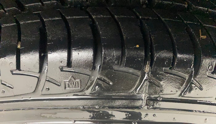 2014 Honda Amaze 1.2L I-VTEC VX, Petrol, Manual, 32,218 km, Left Rear Tyre Tread