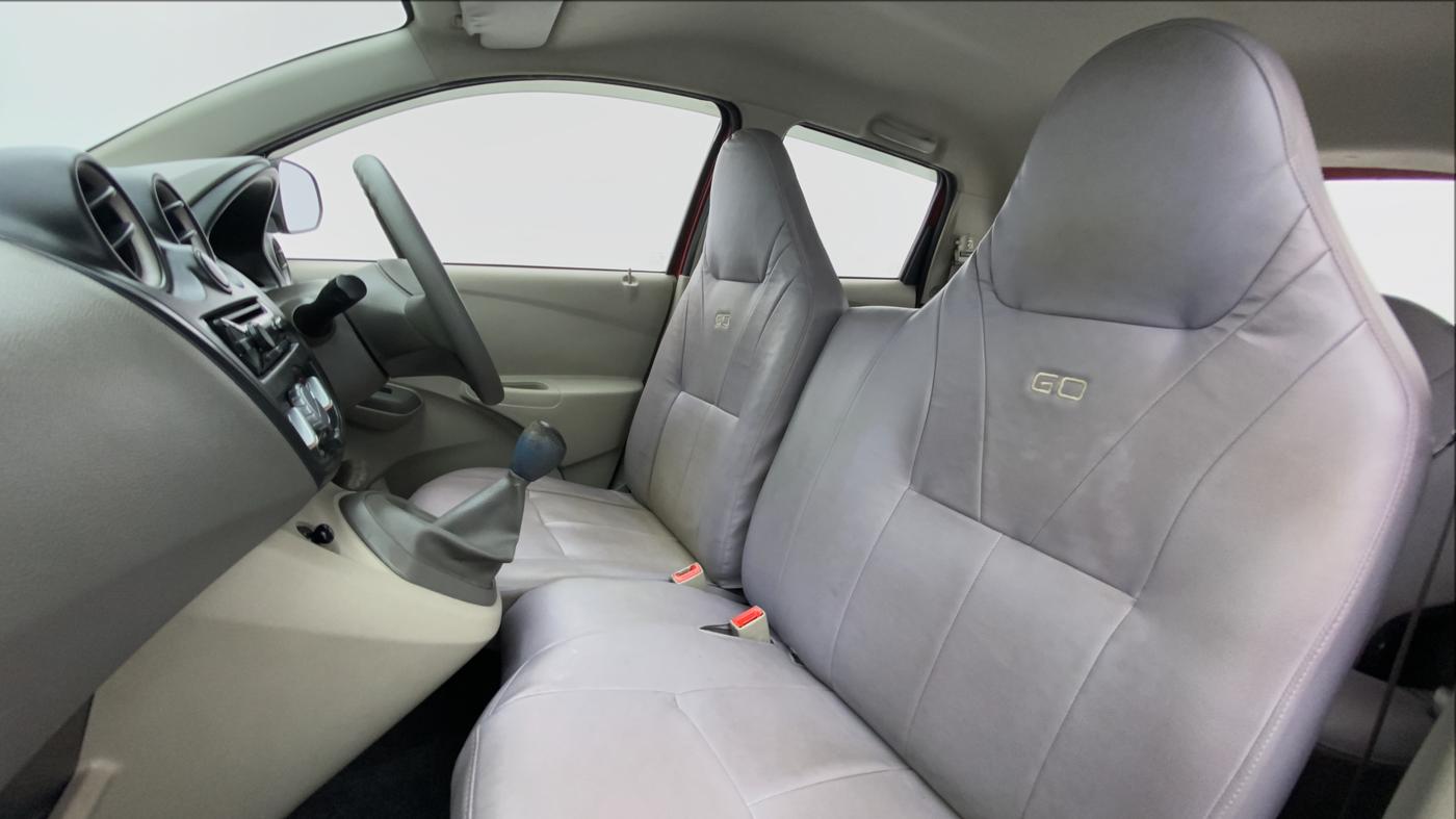 2014 Datsun Go T, Petrol, Manual, 65,470 km, Right Side Front Door Cabin