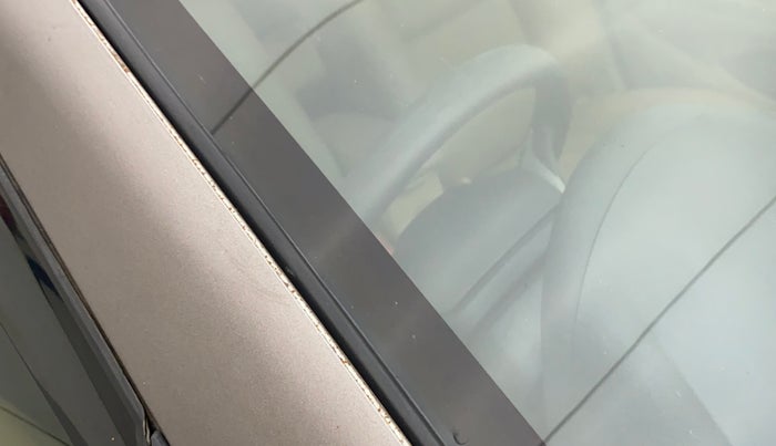 2011 Honda City 1.5L I-VTEC S MT, Petrol, Manual, 41,512 km, Right A pillar - Slightly rusted