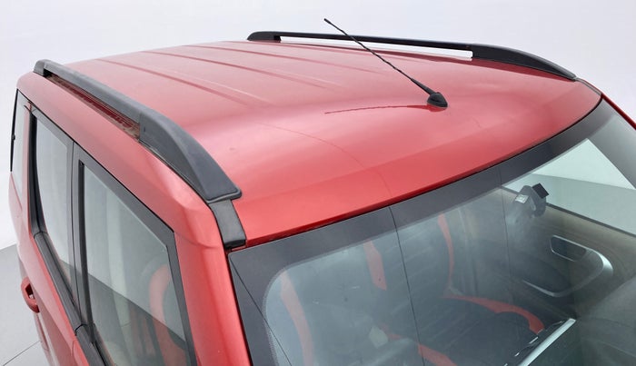 2017 Mahindra TUV300 T8, Diesel, Manual, 32,345 km, Roof