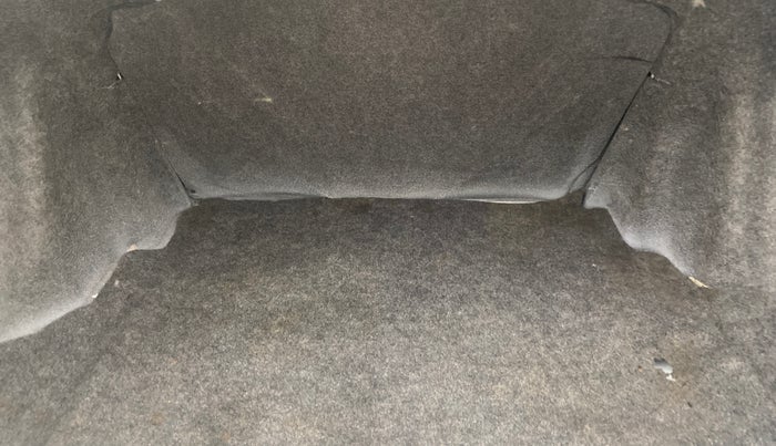 2014 Honda Amaze 1.5L I-DTEC S, Diesel, Manual, 97,361 km, Boot Inside