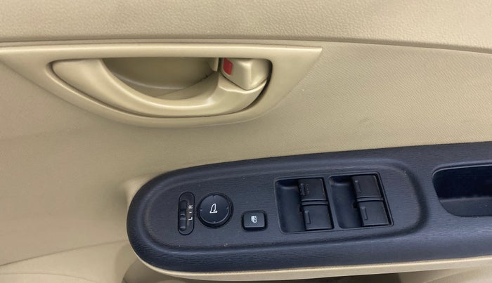 2014 Honda Amaze 1.5L I-DTEC S, Diesel, Manual, 97,361 km, Driver Side Door Panels Control