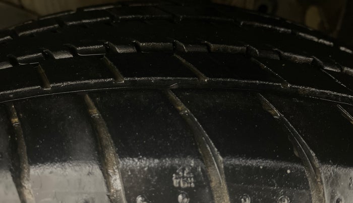 2014 Honda Amaze 1.5L I-DTEC S, Diesel, Manual, 97,361 km, Left Front Tyre Tread