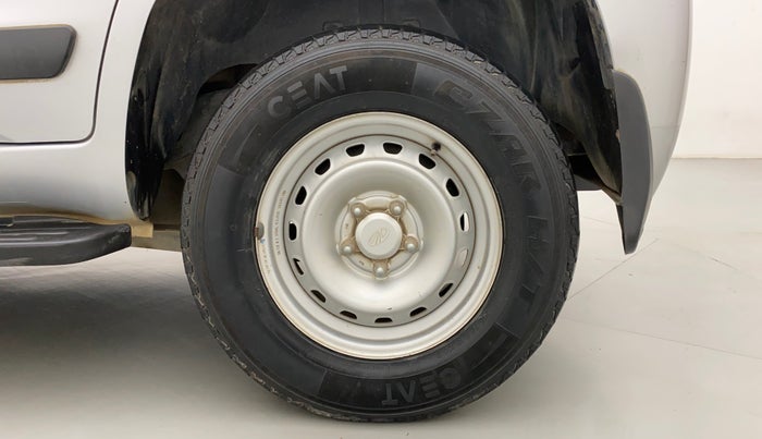 2018 Mahindra TUV300 T4 PLUS, Diesel, Manual, 50,706 km, Left Rear Wheel