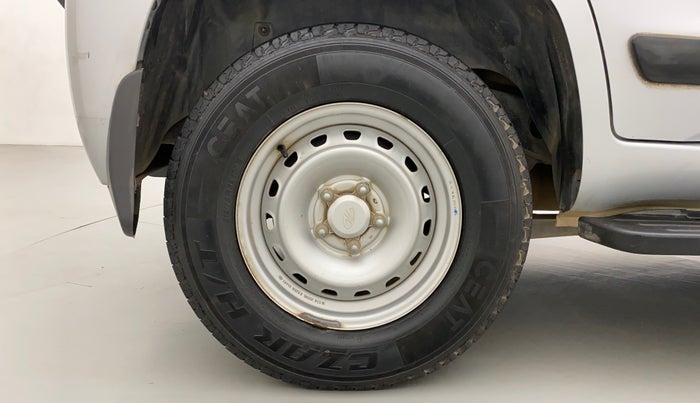 2018 Mahindra TUV300 T4 PLUS, Diesel, Manual, 50,706 km, Right Rear Wheel