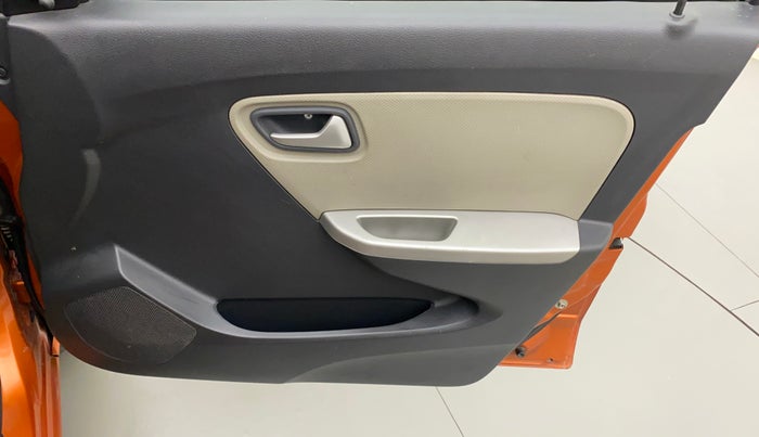 2016 Maruti Alto K10 VXI, Petrol, Manual, 38,064 km, Driver Side Door Panels Control