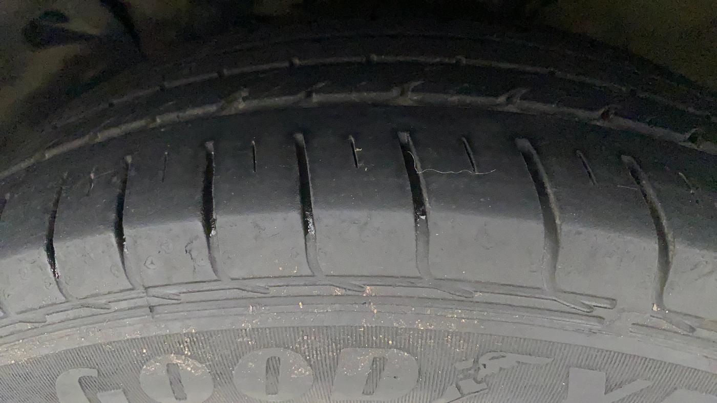 2018 Hyundai Creta SX AT 1.6 PETROL, Petrol, Automatic, 69,729 km, Left Front Tyre Tread