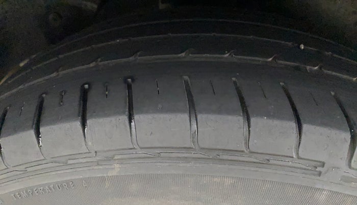 2018 Hyundai Creta SX AT 1.6 PETROL, Petrol, Automatic, 69,729 km, Right Rear Tyre Tread