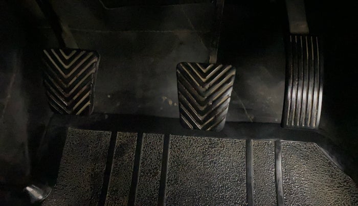 2016 Hyundai Elite i20 ASTA 1.2 (O), Petrol, Manual, 28,094 km, Pedals