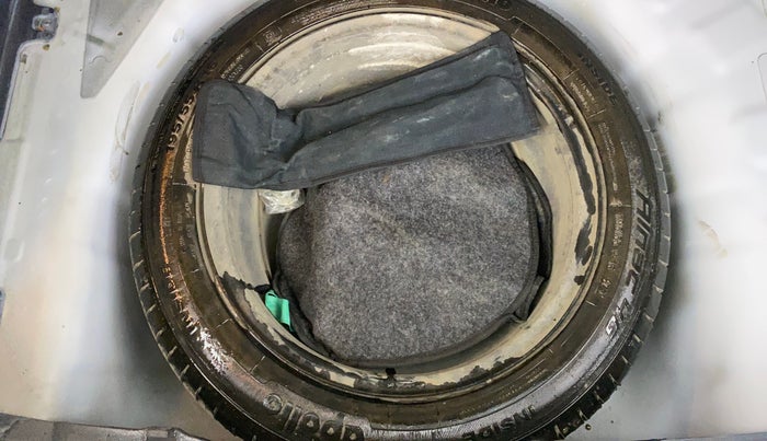 2016 Hyundai Elite i20 ASTA 1.2 (O), Petrol, Manual, 28,094 km, Spare Tyre