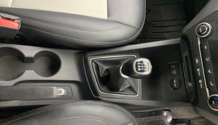 2016 Hyundai Elite i20 ASTA 1.2 (O), Petrol, Manual, 28,094 km, Gear Lever