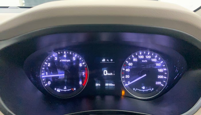 2016 Hyundai Elite i20 ASTA 1.2 (O), Petrol, Manual, 28,094 km, Odometer Image