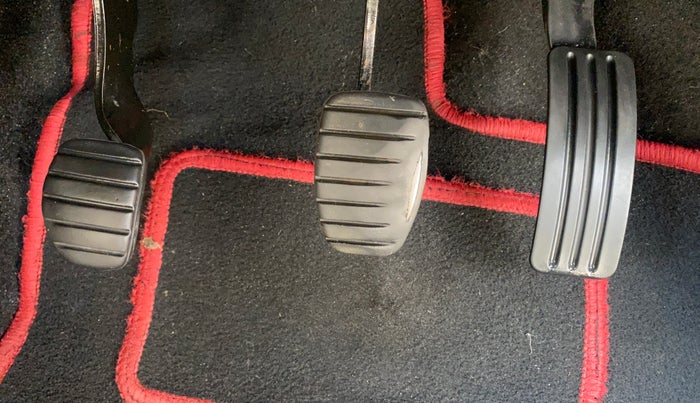 2018 Renault Duster 110 PS RXZ DIESEL, Diesel, Manual, 40,910 km, Pedals