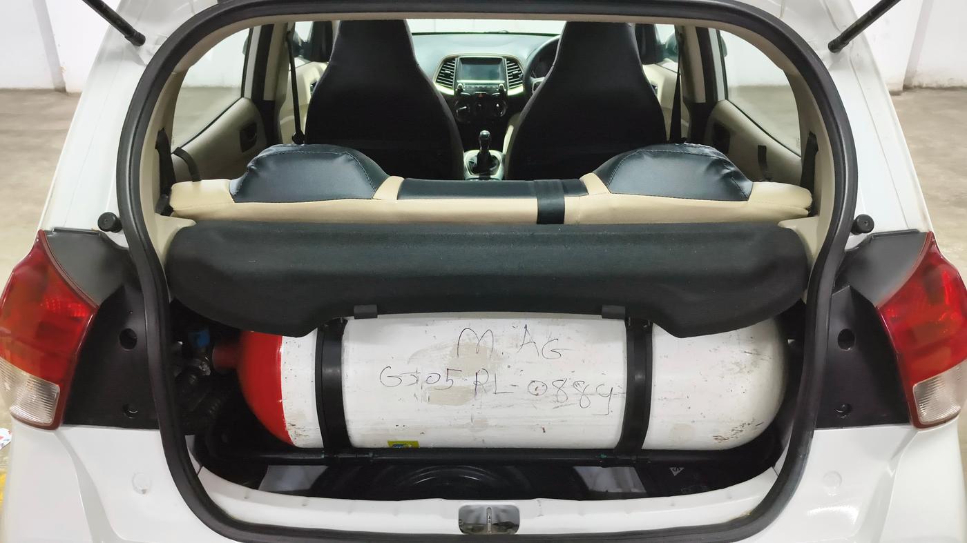 2020 Hyundai NEW SANTRO SPORTZ CNG, CNG, Manual, 93,576 km, Boot Inside