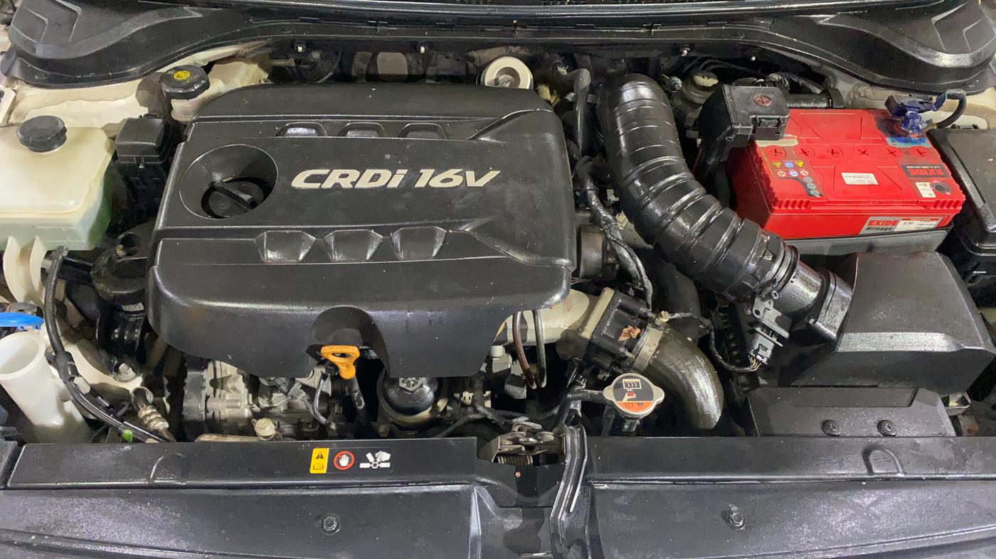 2018 Hyundai Verna 1.6 CRDI SX + AT, Diesel, Automatic, 51,028 km, Engine View