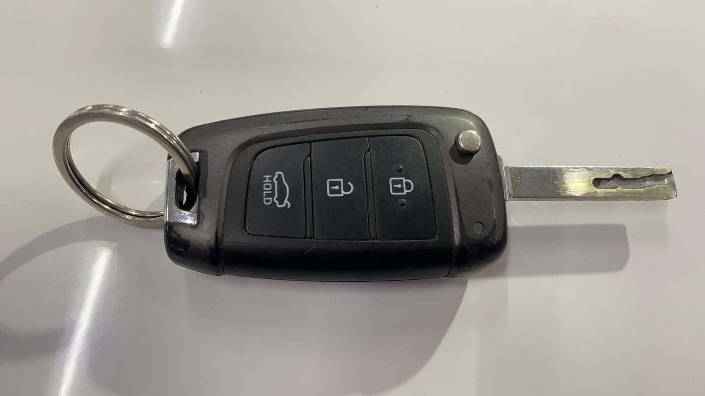 2018 Hyundai Verna 1.6 CRDI SX + AT, Diesel, Automatic, 51,028 km, Key Close Up