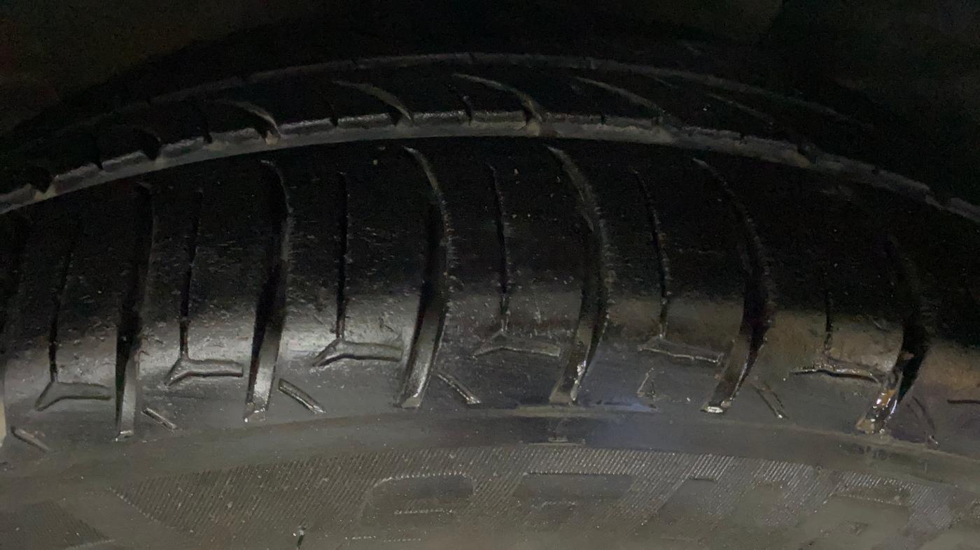 2018 Hyundai Verna 1.6 CRDI SX + AT, Diesel, Automatic, 51,028 km, Right Front Tyre Tread