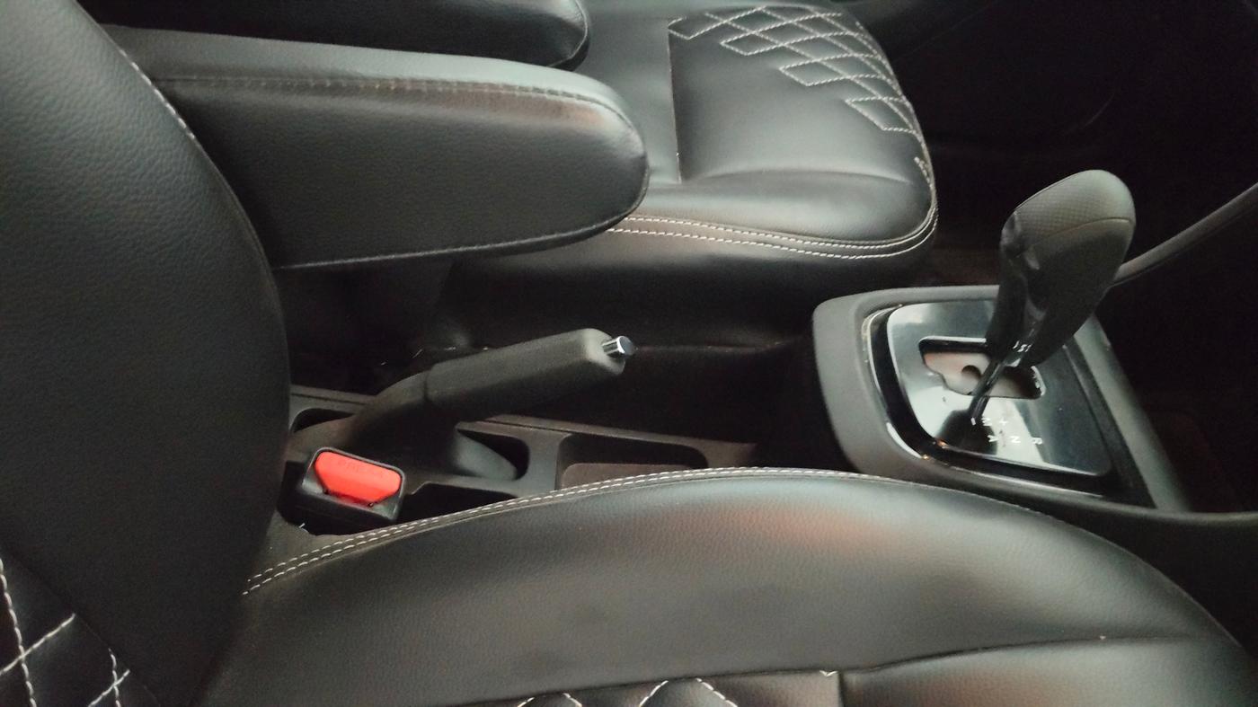 2024 Tata PUNCH CREATIVE AMT 1.2 RTN DUAL TONE, Petrol, Automatic, 9,649 km, Gear Lever