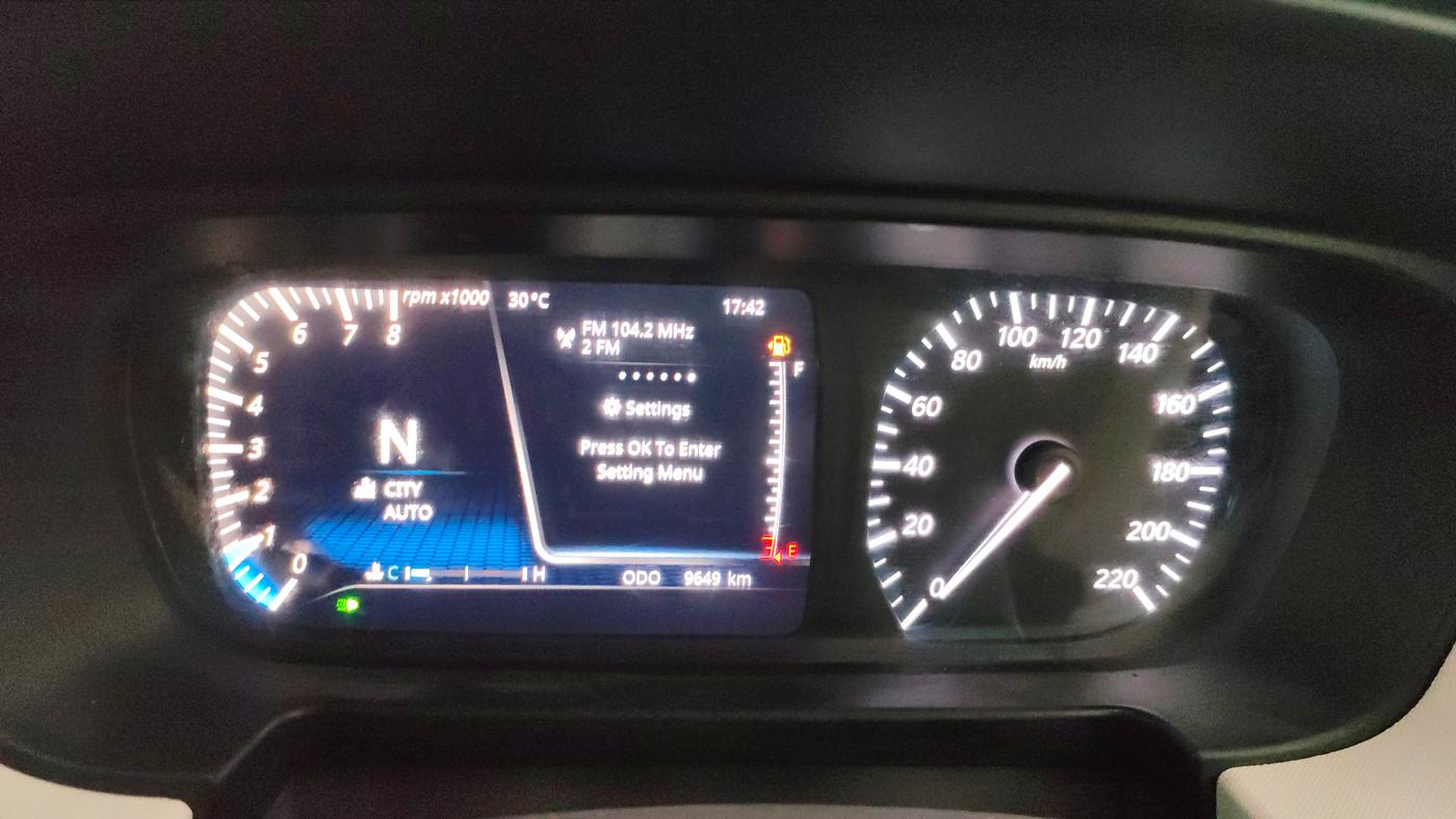 2024 Tata PUNCH CREATIVE AMT 1.2 RTN DUAL TONE, Petrol, Automatic, 9,649 km, Odometer Image