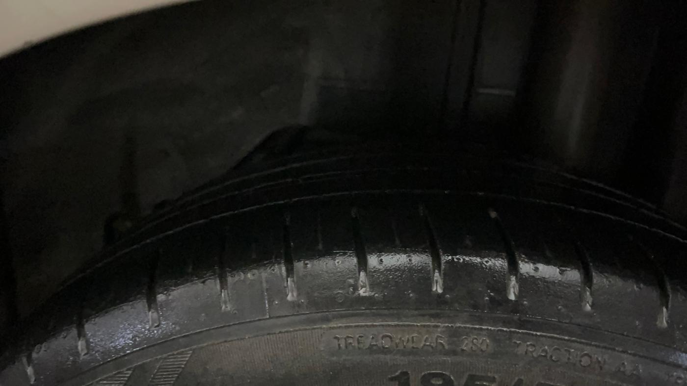 2021 Ford Figo Aspire TITANIUM 1.2 PETROL, Petrol, Manual, 45,310 km, Left Rear Tyre Tread