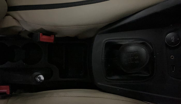 2021 Ford Figo Aspire TITANIUM 1.2 PETROL, Petrol, Manual, 45,310 km, Gear Lever