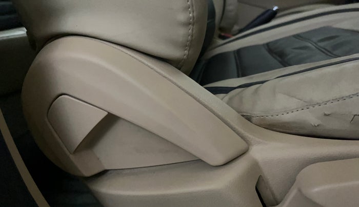 2021 Ford Figo Aspire TITANIUM 1.2 PETROL, Petrol, Manual, 45,310 km, Driver Side Adjustment Panel