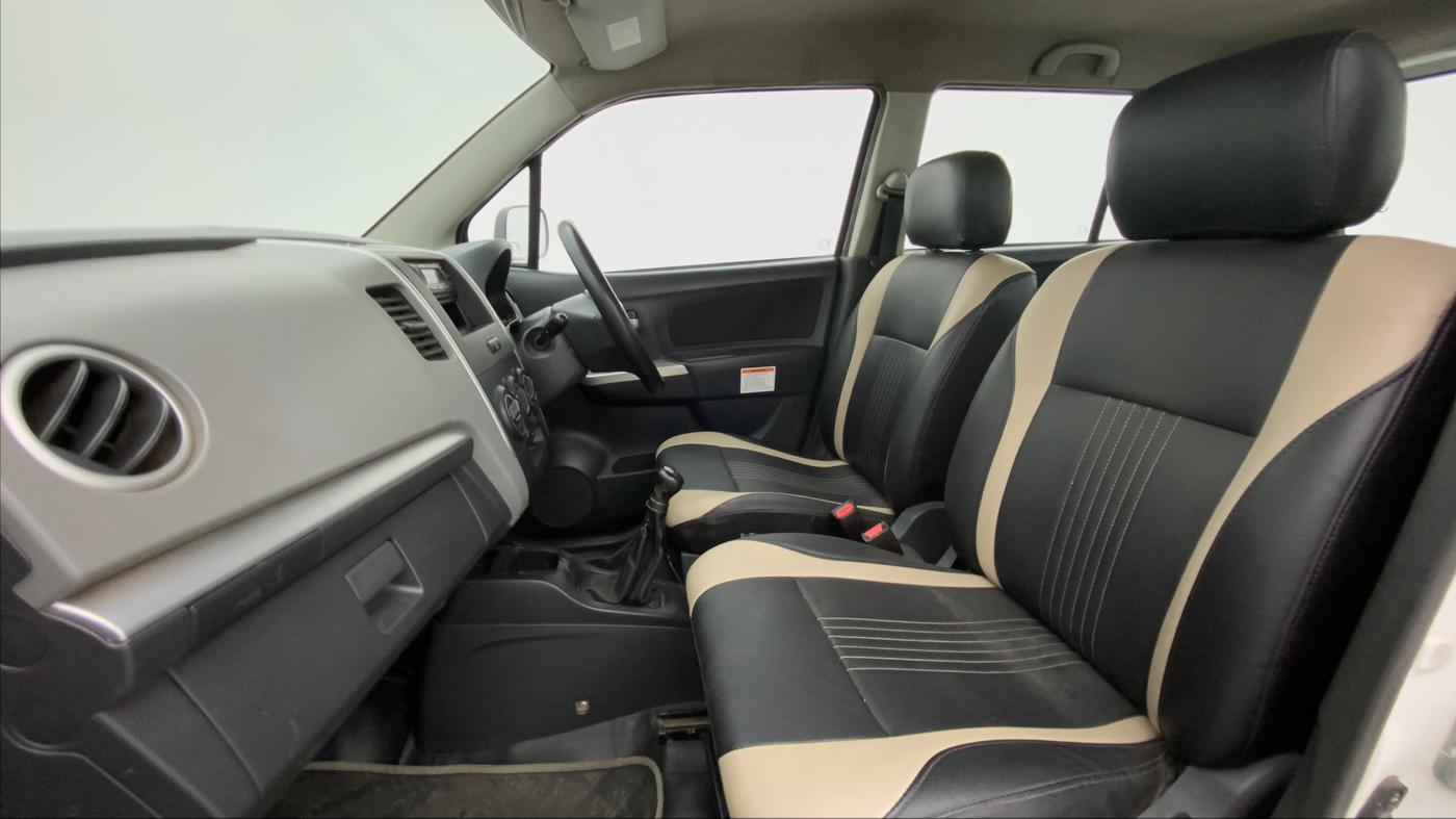 2012 Maruti Wagon R 1.0 LXI CNG, CNG, Manual, 1,06,077 km, Right Side Front Door Cabin