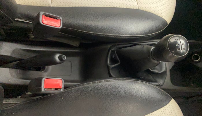 2014 Hyundai Eon ERA +, Petrol, Manual, 51,648 km, Gear Lever